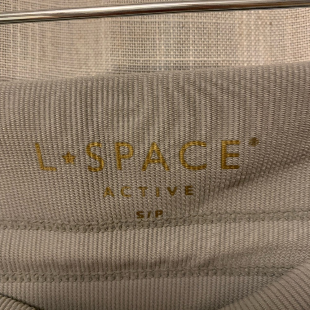 L*Space Taupe Ribbed Fabric - Picture 3 of 5